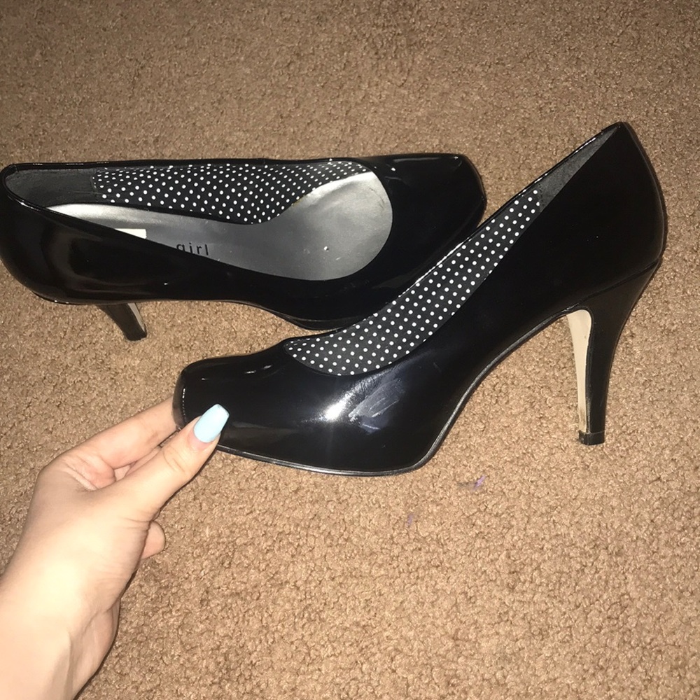 Medium Hight Black High-Heels